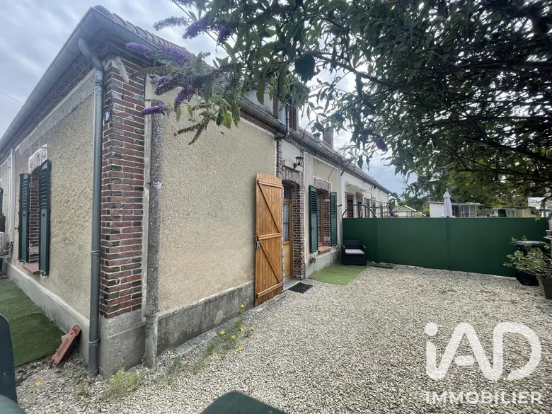 Maison 3 pièces 76 m² · à Maizières-la-Grande-Paroisse · 75,9 m² · 75 000 €