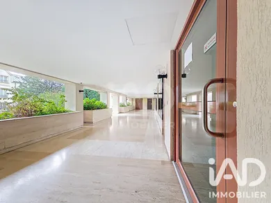 Appartement à Courbevoie (92400)