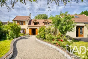 Traditional house in Breuillet (91650)