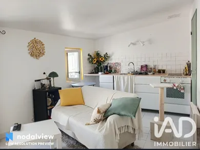 Studio à Avignon (84000)