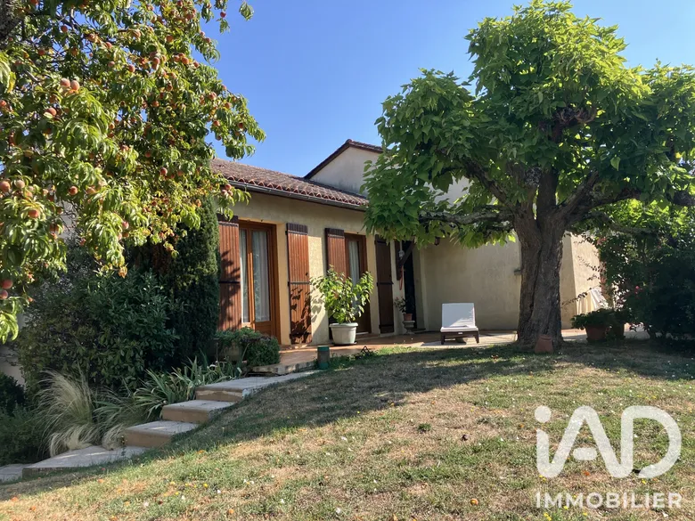 Maison 7 pièces 149 m² · à Couze-Et-Saint-Front · 149 m² · 247 800 €