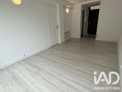 Apartment in Nîmes (30000)
