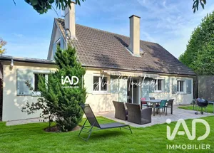 Maison à Le Mesnil-Saint-Denis (78320)