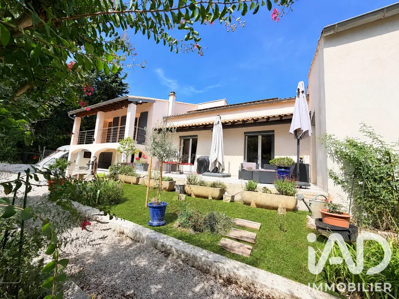 Maison 7 pièces 158 m² · à Orange · 158 m² · 459 000 €