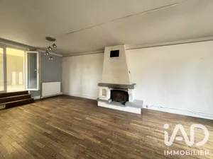 Maison de ville à Lucenay-lès-Aix (58380)