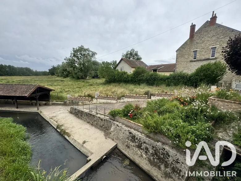 Maison 6 pièces 124 m² · à Lucenay-lès-Aix · 124 m² · 110 000 €