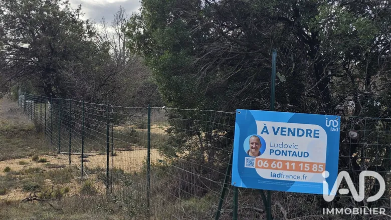 Terrain à bâtir à Méjannes-le-Clap (30430) · 49 000 €
