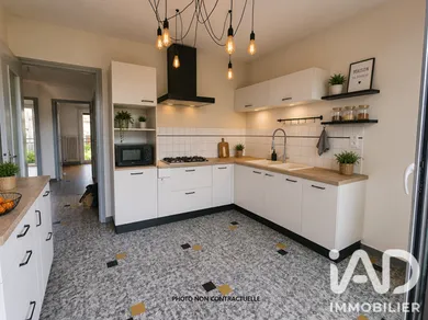 Apartment in Belley (01300)