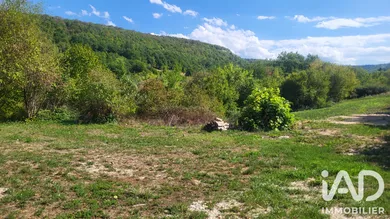 Terrain à bâtir à Ornans (25290)