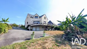 Maison à Plumelin (56500)