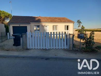 Maison traditionnelle à Avanton (86170)