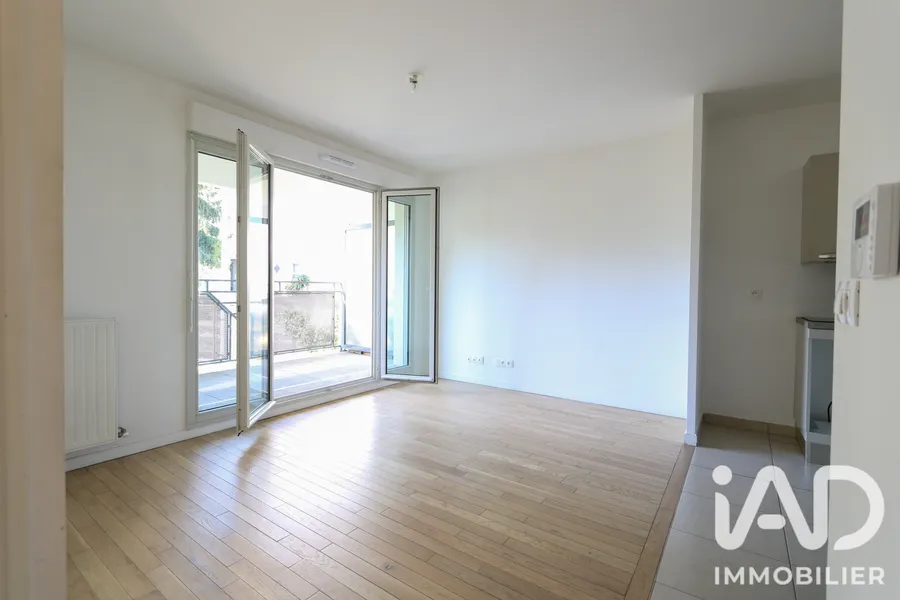 Appartement à Saint-Cyr-l'École (78210) photo 3