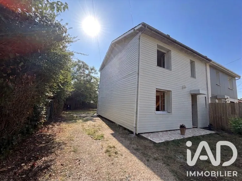 Maison 4 pièces 77 m² · à Les Artigues-de-Lussac · 77 m² · 148 000 €