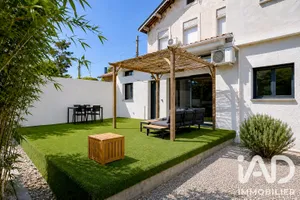 Appartement à La Penne-sur-Huveaune (13821)
