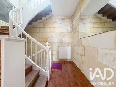 Townhouse in Bordeaux (33300)