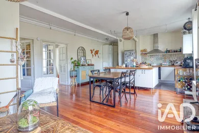 Apartment in Enghien-les-Bains (95880)