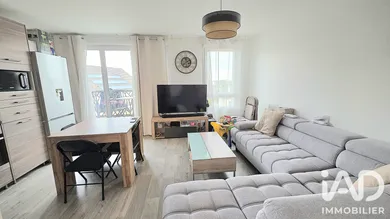 Apartment in Dammarie-lès-Lys (77190)