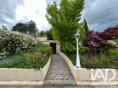 Apartment in Vieille-Église-en-Yvelines (78125)