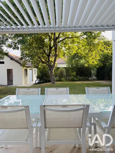Architectural house in Rumigny (80680)