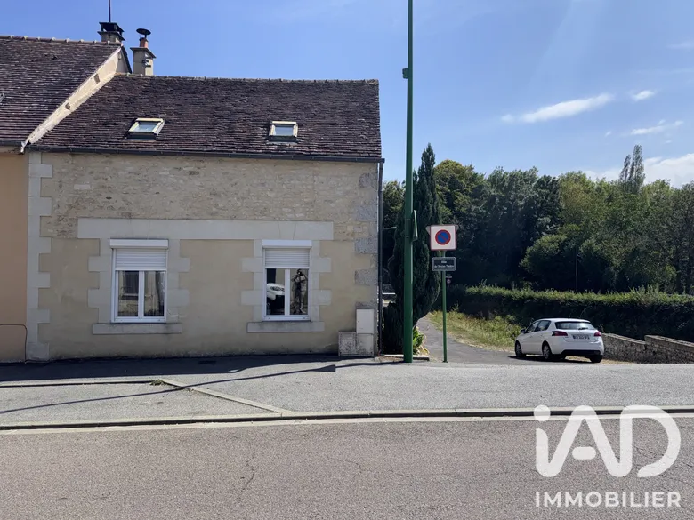 Maison 4 pièces 70 m² · à Damigny · 70,3 m² · 64 000 €