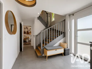 Pavillon à Carrières-sur-Seine (78420)