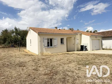 House in Vivonne (86370)