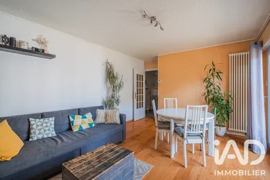 Apartment in Échirolles (38130)