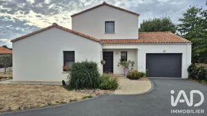 Pavillon à La Tessoualle (49280)