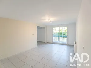 Apartment in Aix-en-Provence (13100)