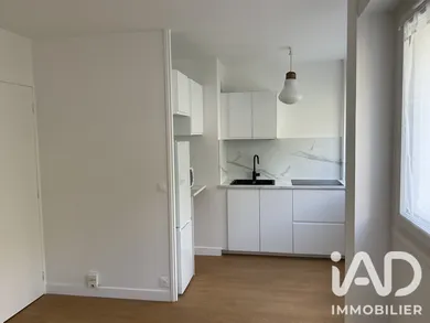 Studio à Levallois-Perret (92300)