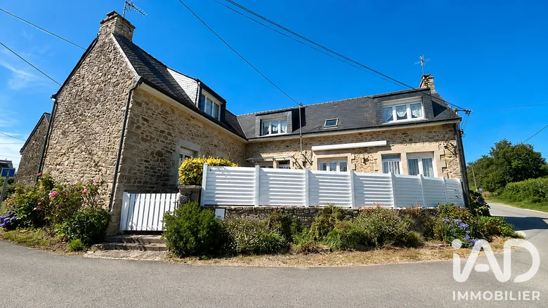 Maison 12 pièces 192 m² · à Plumergat · 192 m² · 375 000 €