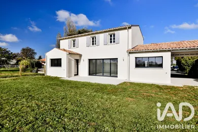 Maison traditionnelle à Magné (79460)
