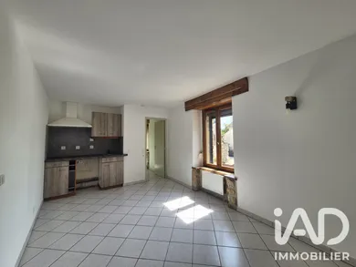 Studio à Mouzon (08210)
