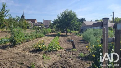Terrain à bâtir à La Pellerine (49490)