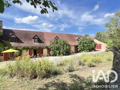 Maison de campagne à Lamothe-Fénelon (46350)