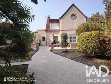 Maison de village à Sainte-Catherine-de-Fierbois (37800)