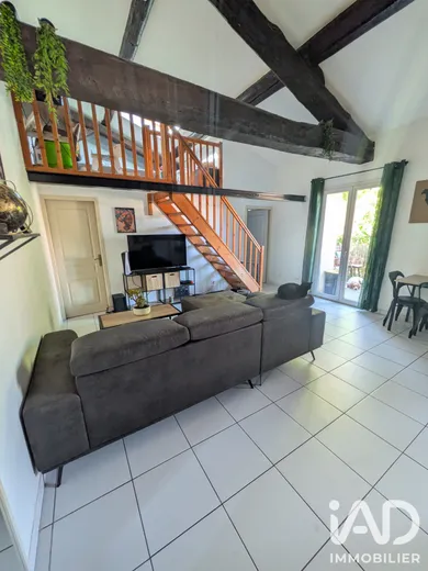 Apartment in Poussan (34560)