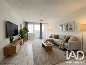 Apartment in Dammarie-lès-Lys (77190)
