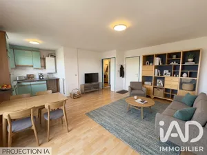 Apartment in Melun (77000)