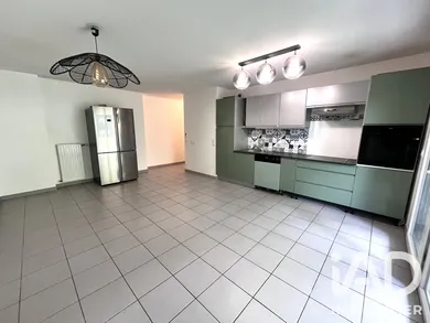 Appartement à Annecy (74940)