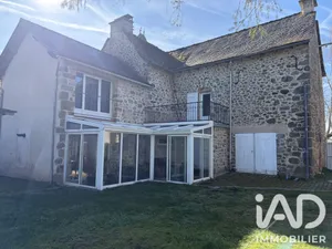 Village house in Le Bas Ségala (12200)