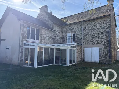 Maison de village à Le Bas Ségala (12200)