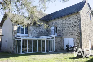 Village house in Le Bas Ségala (12200)