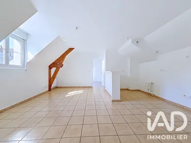 Apartment in Lagny-sur-Marne (77400)