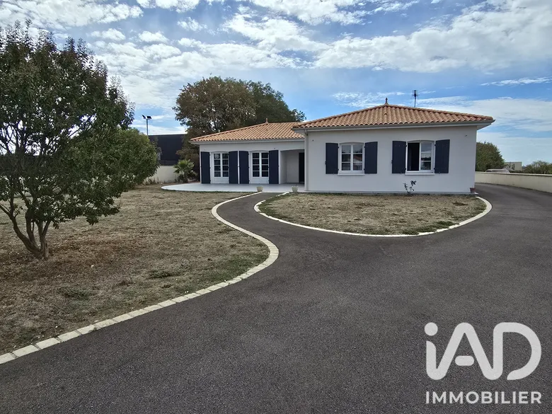 Maison 5 pièces 150 m² · à Tonnay-Charente · 150 m² · 417 000 €