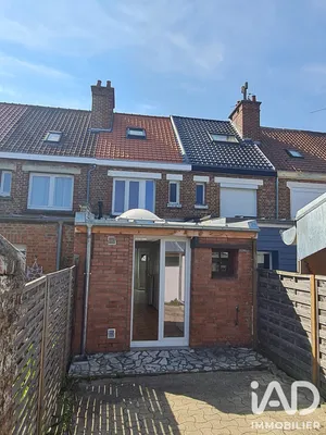 Townhouse in Houplines (59116)