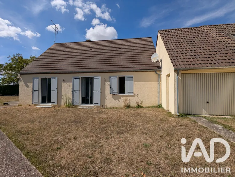 Maison 4 pièces 90 m² · à Dammartin-en-Serve · 90 m² · 235 000 €