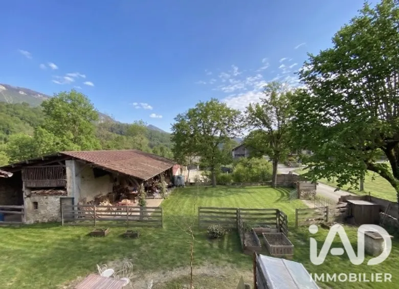 Maison 5 pièces 116 m² · à Izeron · 116 m² · 220 000 €