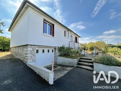 Maison à La Chapelle-la-Reine (77760)