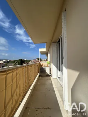 Apartment in Toulon (83200)